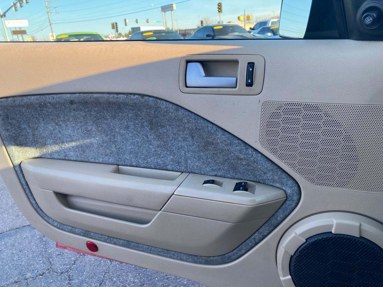 Ford Mustang 2dr Conv Premium 2008