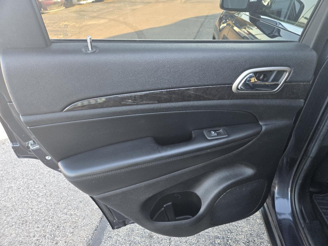 Jeep Grand Cherokee 4WD 4dr Laredo 2013
