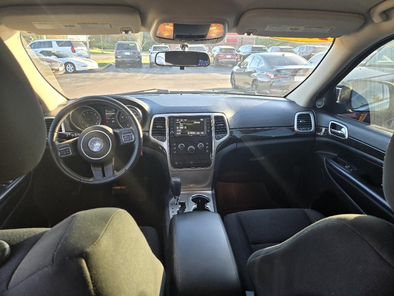 Jeep Grand Cherokee 4WD 4dr Laredo 2013