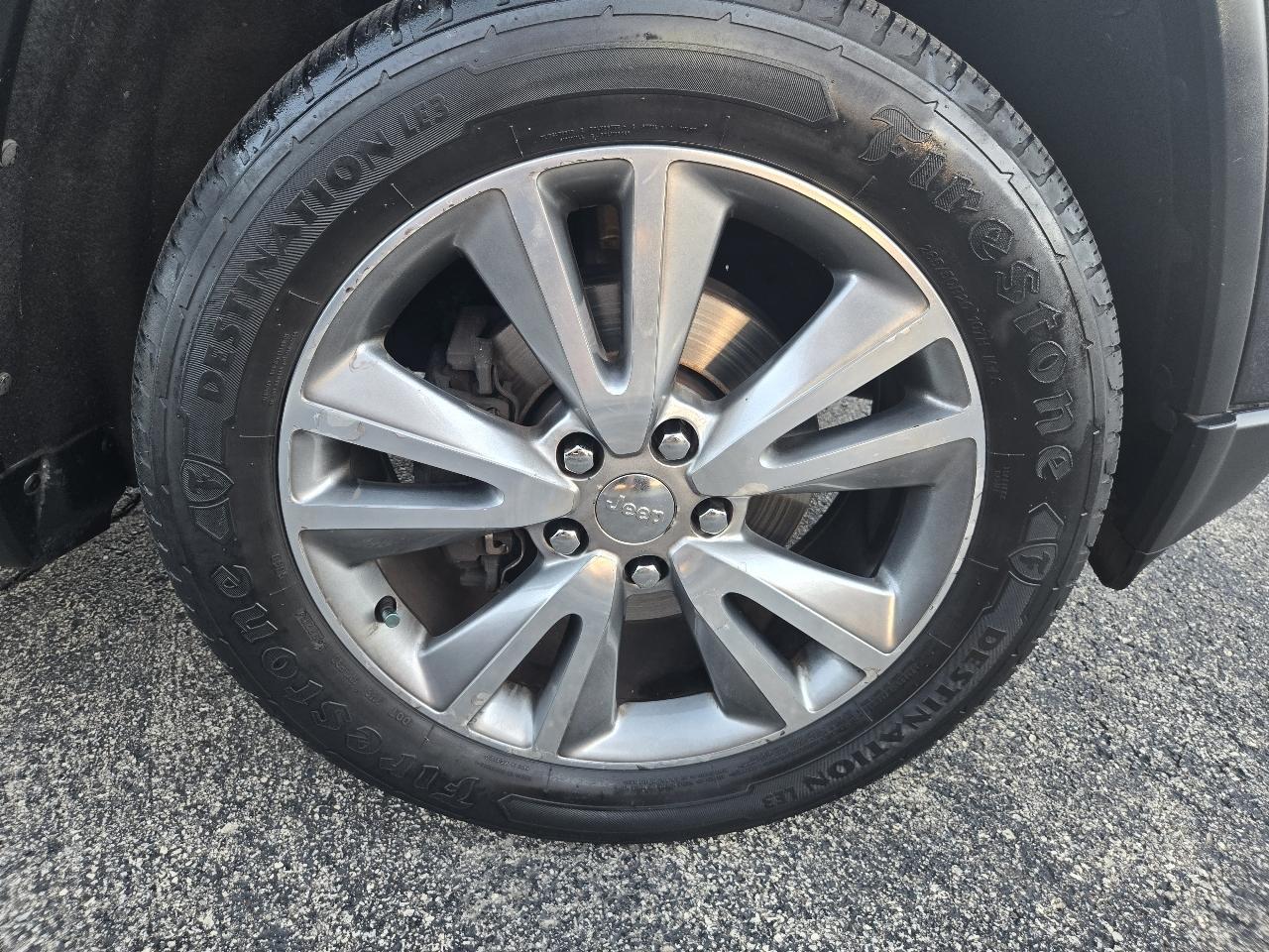 Jeep Grand Cherokee 4WD 4dr Laredo 2013