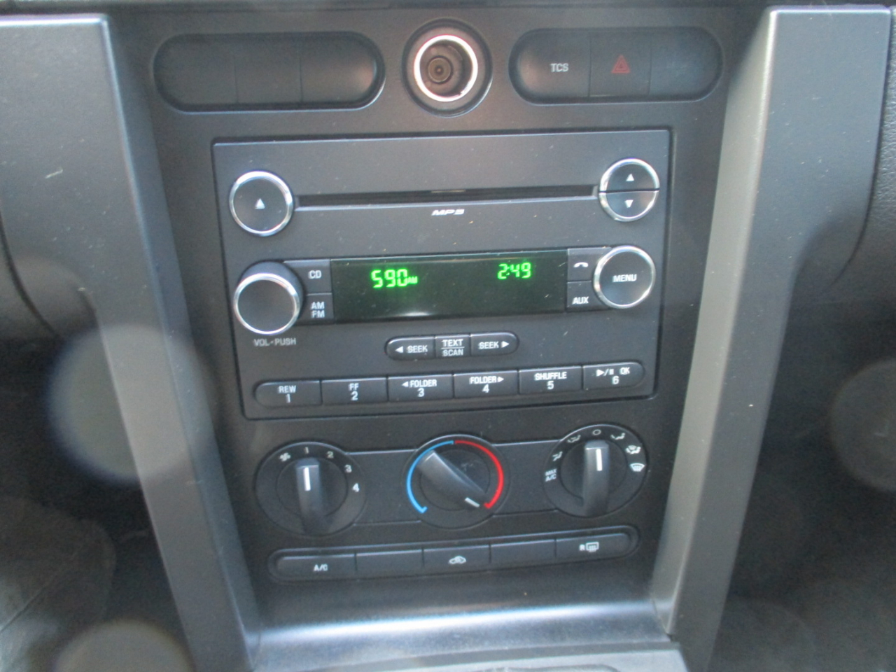 Ford Mustang 2dr Cpe GT Deluxe 2008