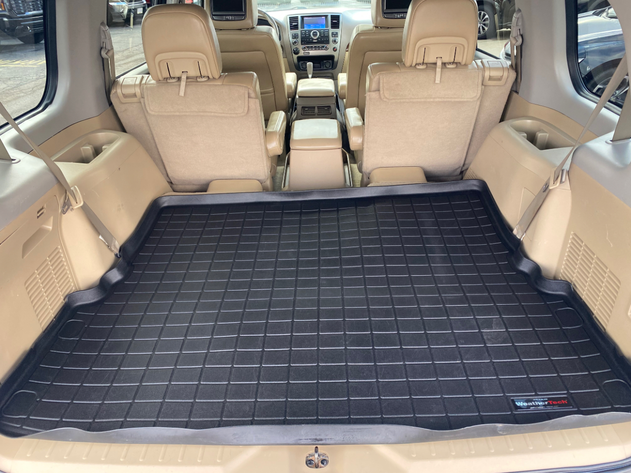 Nissan Armada 4WD 4dr Platinum 2013