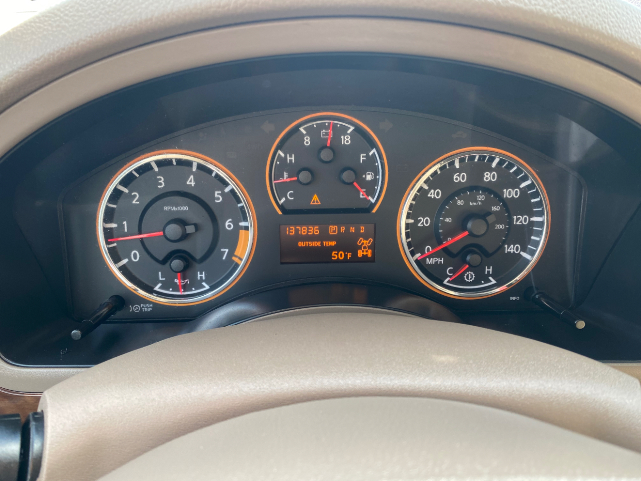 Nissan Armada 4WD 4dr Platinum 2013