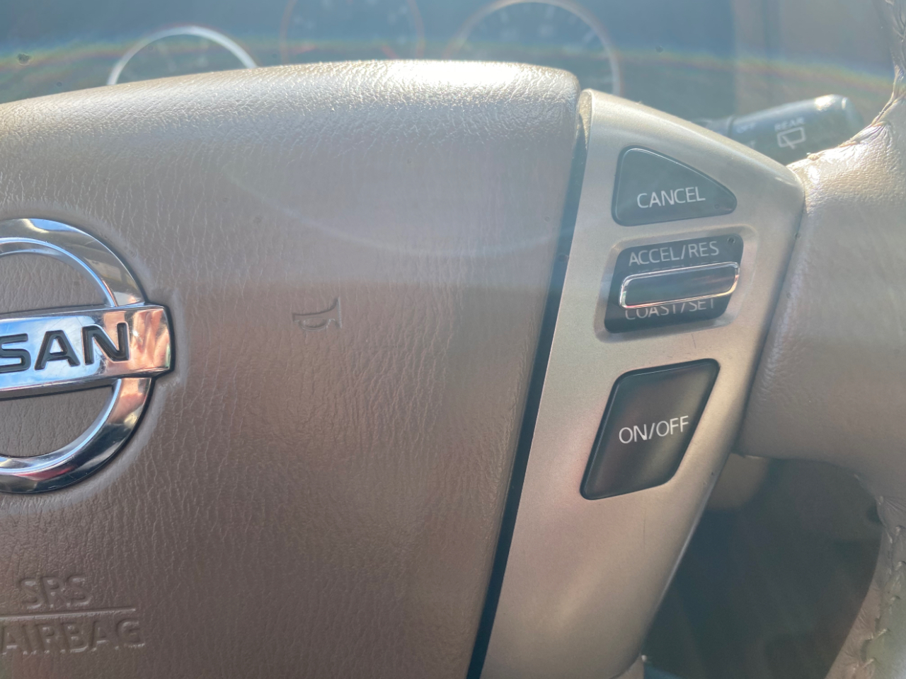 Nissan Armada 4WD 4dr Platinum 2013