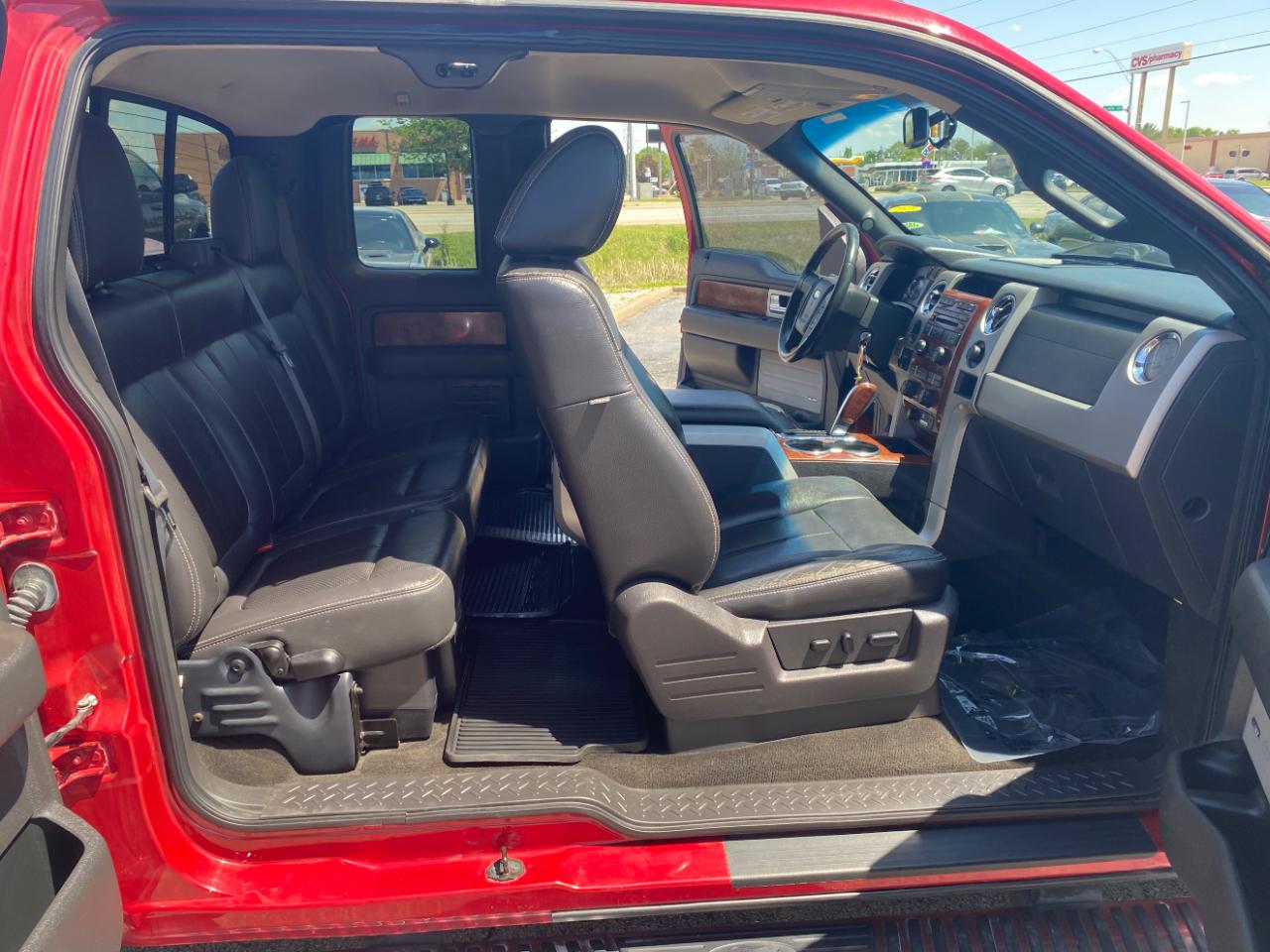 Ford F-150 2WD SuperCab 145" Lariat 2010