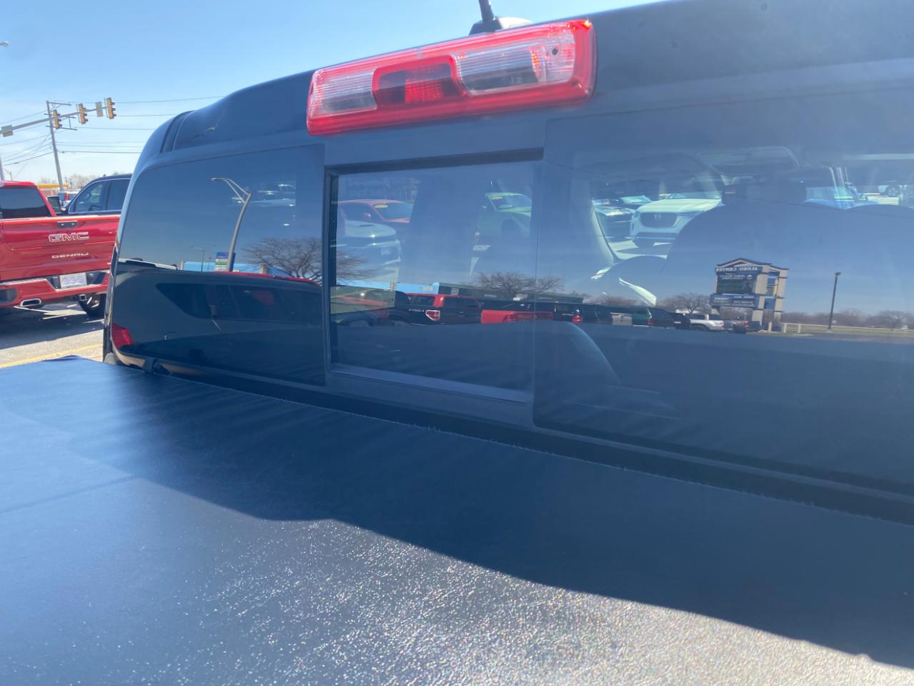 GMC Canyon 4WD Crew Cab 128" Elevation 2021