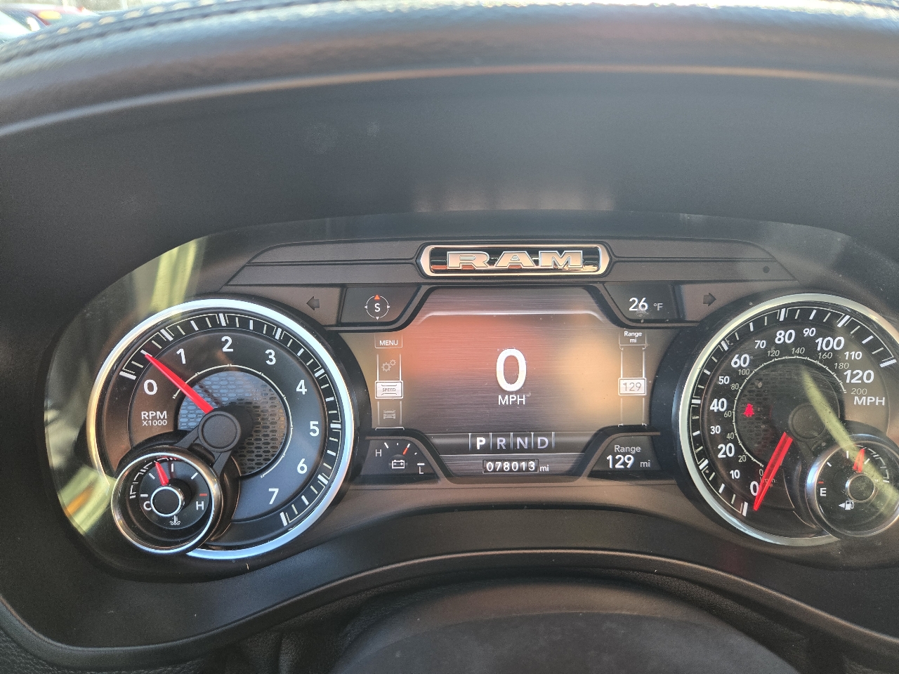 RAM 1500 Laramie 4x4 Crew Cab 5'7" Box 2020