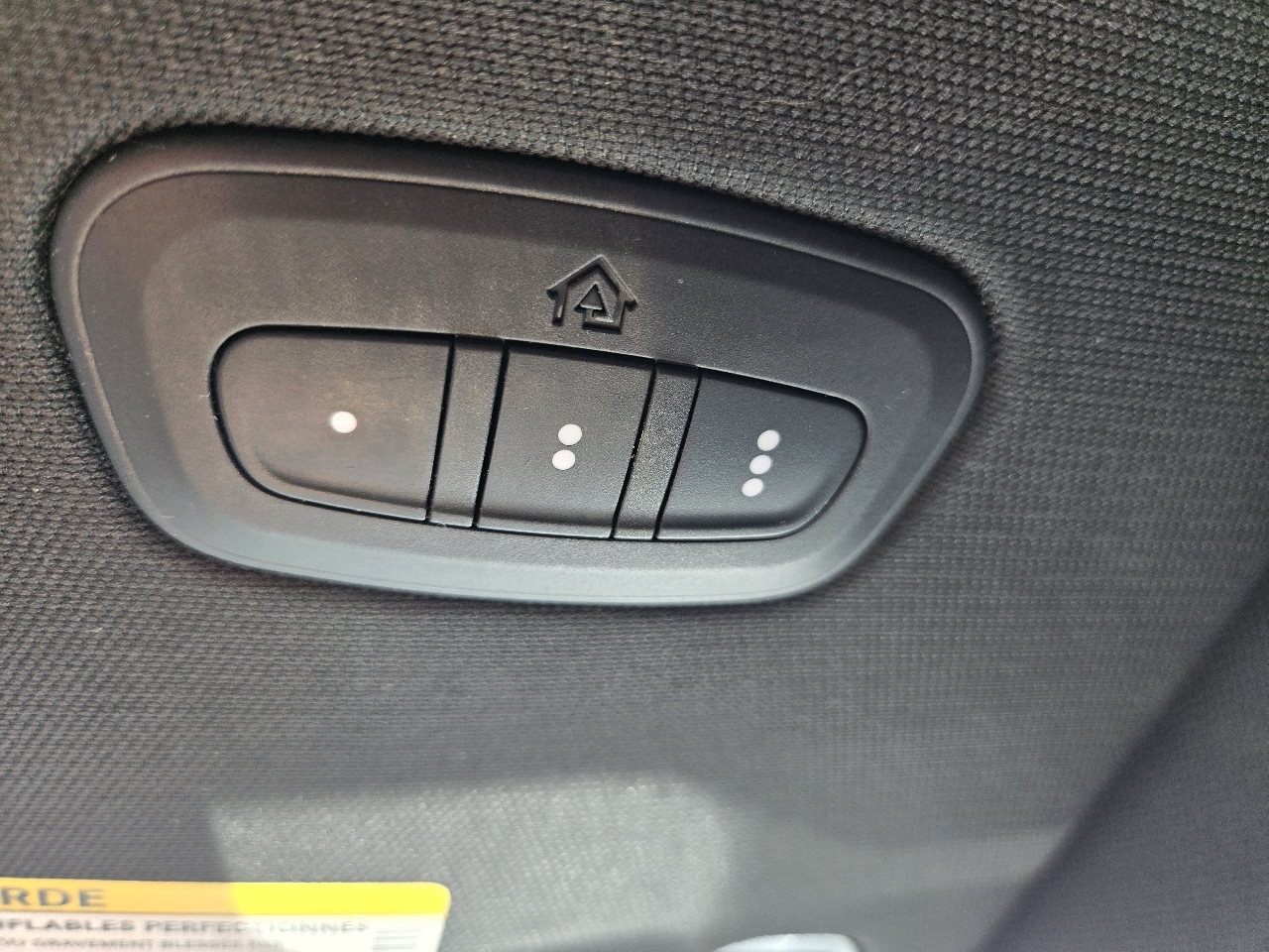 RAM 1500 Laramie 4x4 Crew Cab 5'7" Box 2020