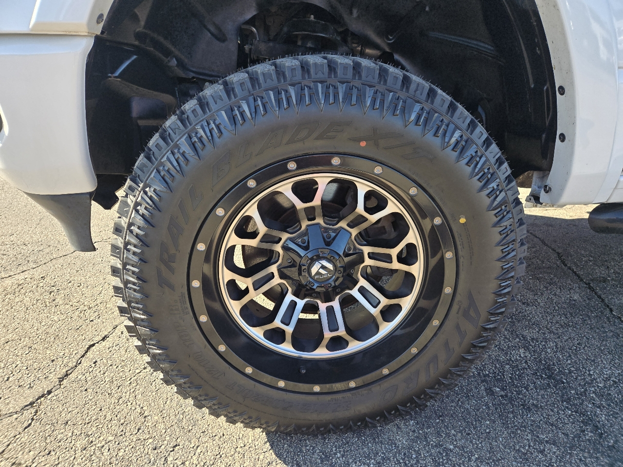 RAM 1500 Laramie 4x4 Crew Cab 5'7" Box 2020