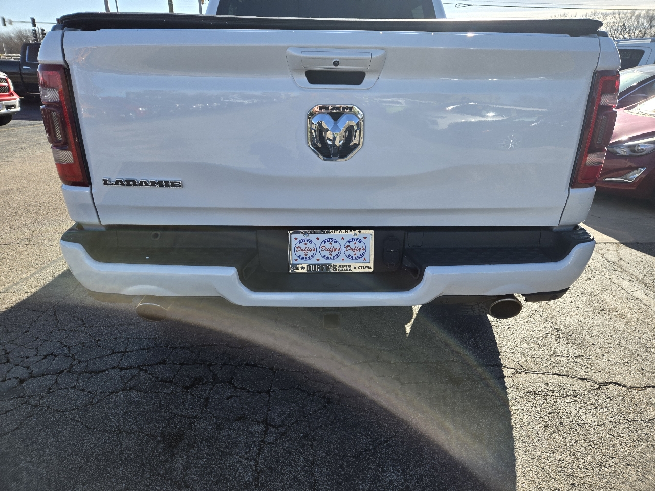 RAM 1500 Laramie 4x4 Crew Cab 5'7" Box 2020