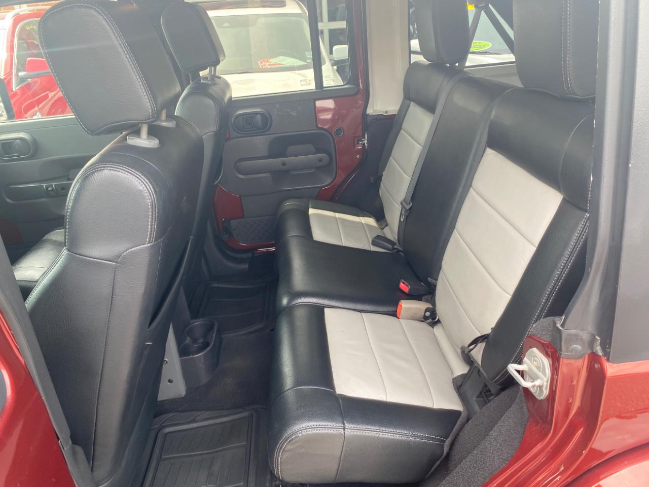 Jeep Wrangler Unlimited 4WD 4dr Sahara 2008