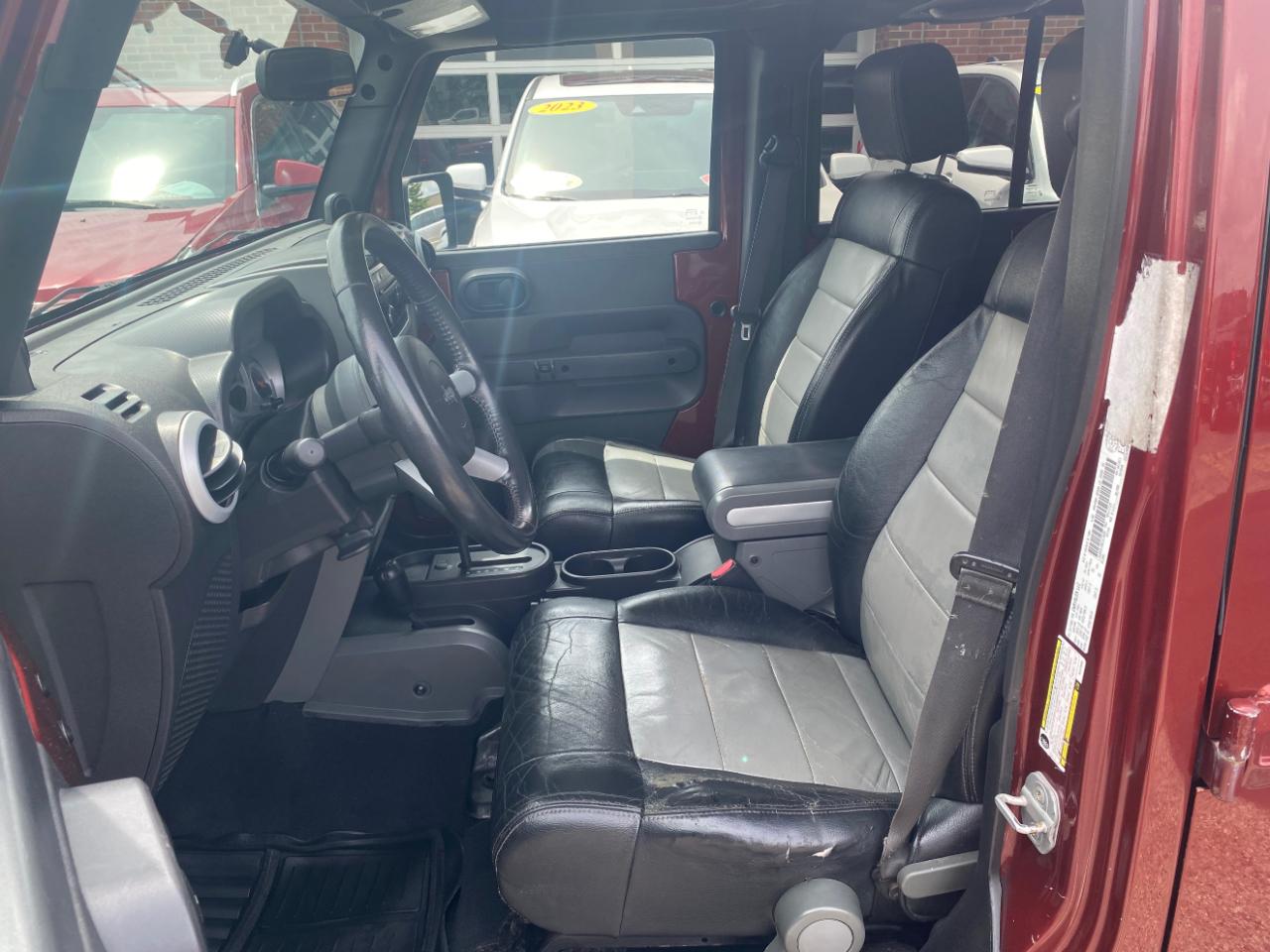 Jeep Wrangler Unlimited 4WD 4dr Sahara 2008