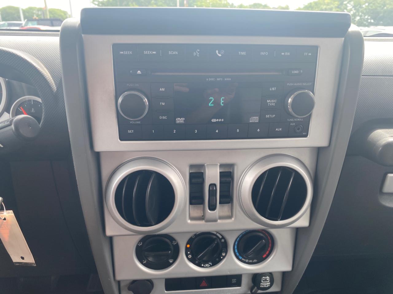 Jeep Wrangler Unlimited 4WD 4dr Sahara 2008