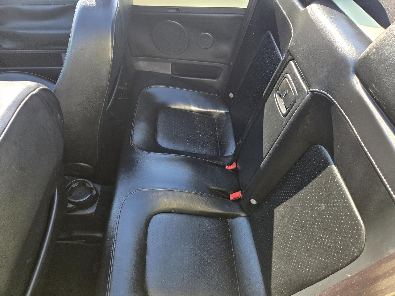 Volkswagen New Beetle Convertible 2dr 2.5L Auto 2006