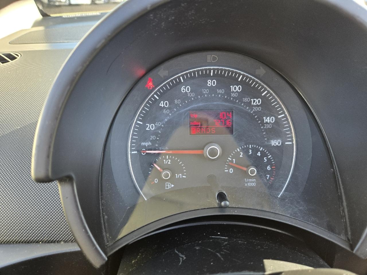 Volkswagen New Beetle Convertible 2dr 2.5L Auto 2006