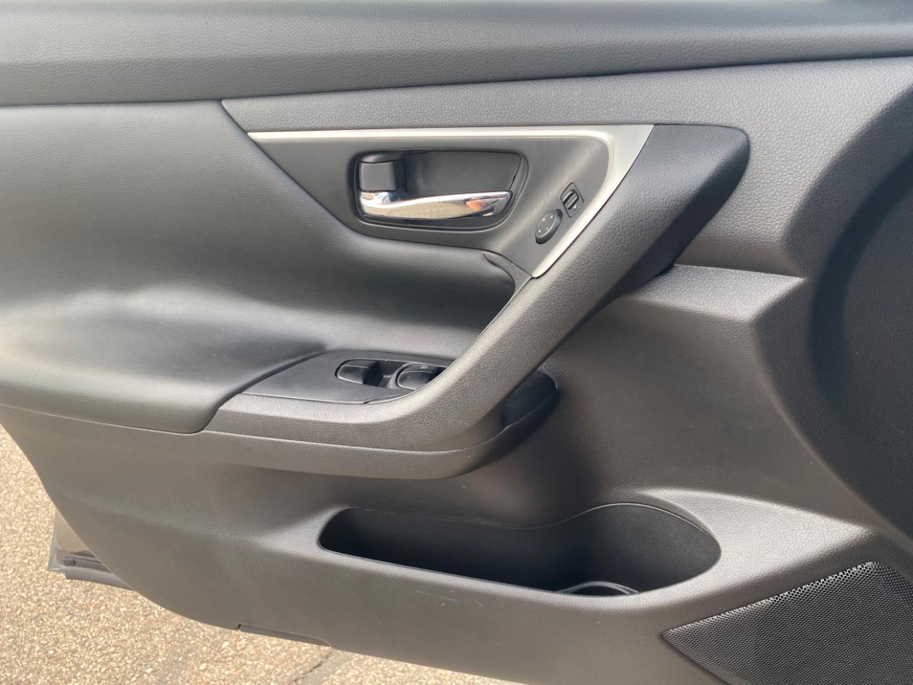 Nissan Altima 2.5 S Sedan 2018