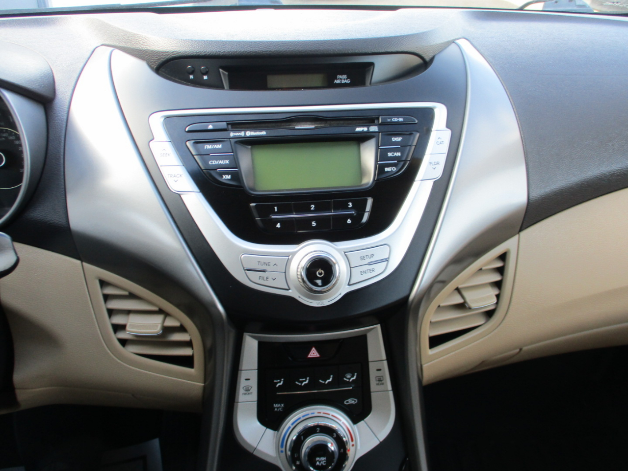 Hyundai Elantra 4dr Sdn Auto GLS (Ulsan Plant) 2011