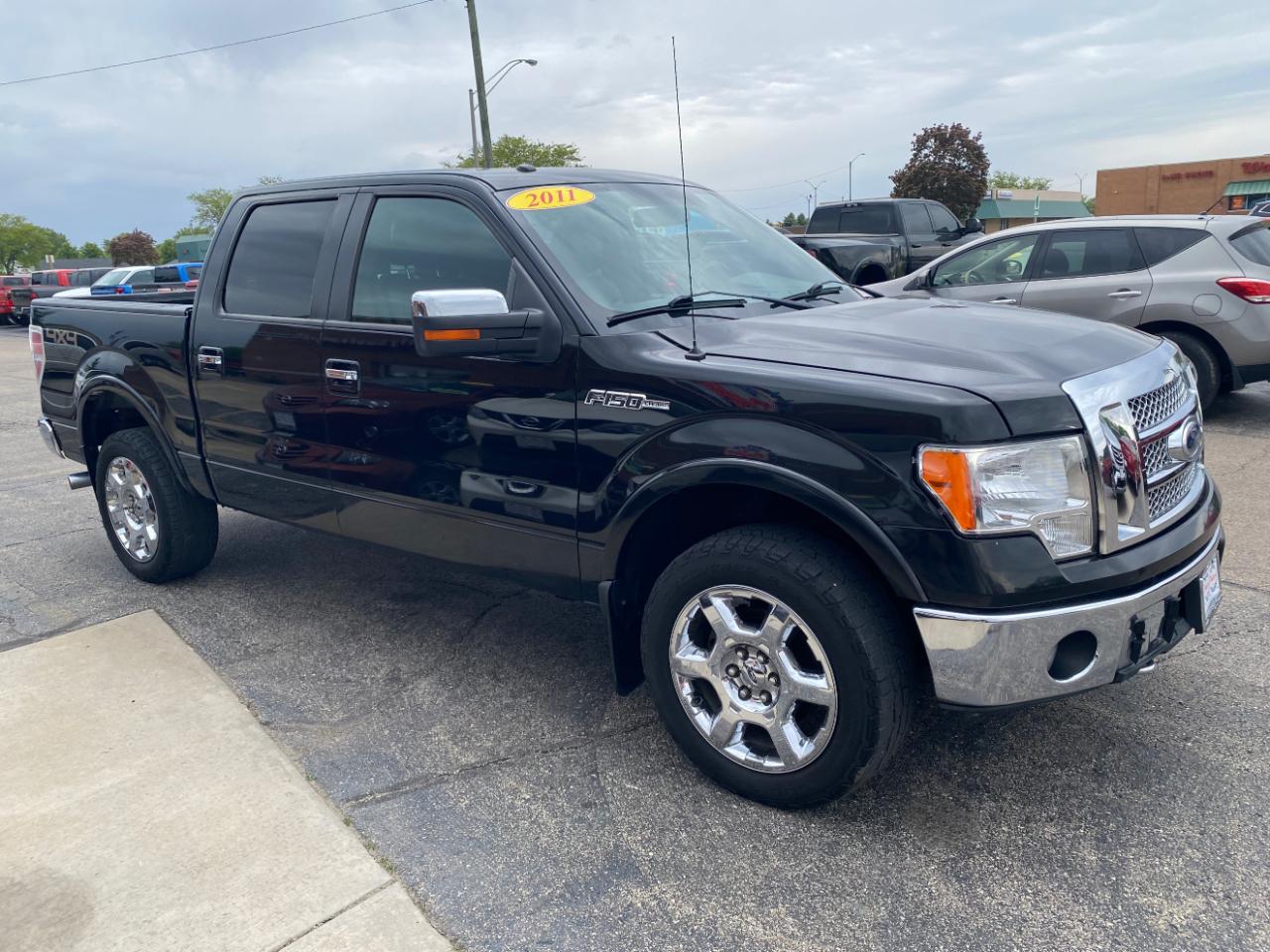 Ford F-150 4WD SuperCrew 145" Lariat 2011
