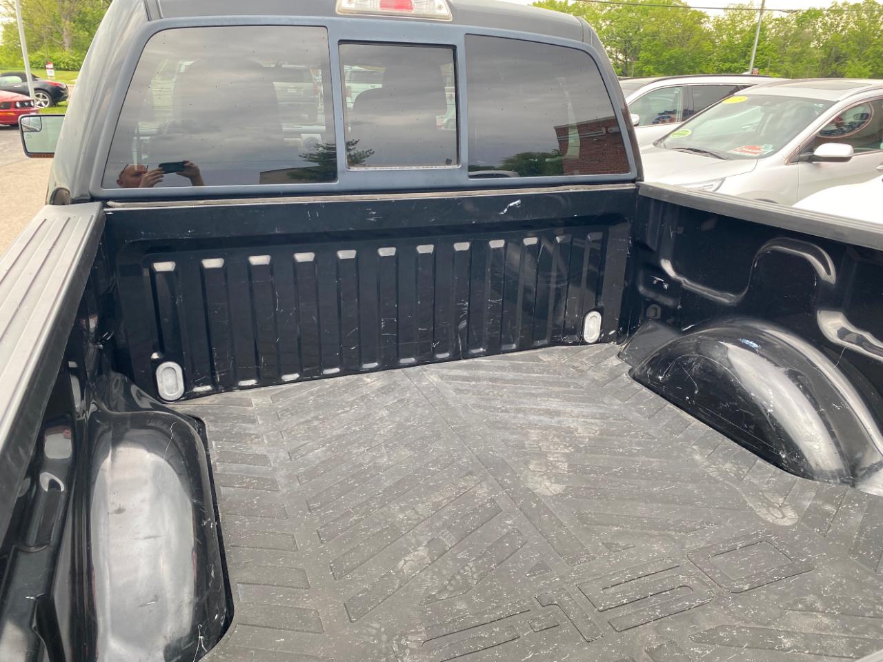 Ford F-150 4WD SuperCrew 145" Lariat 2011