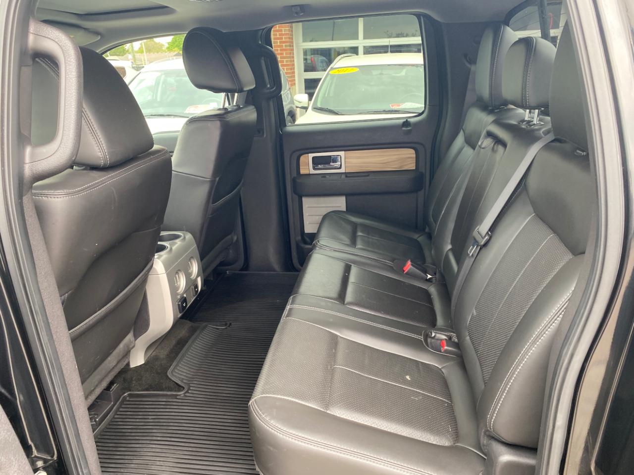 Ford F-150 4WD SuperCrew 145" Lariat 2011
