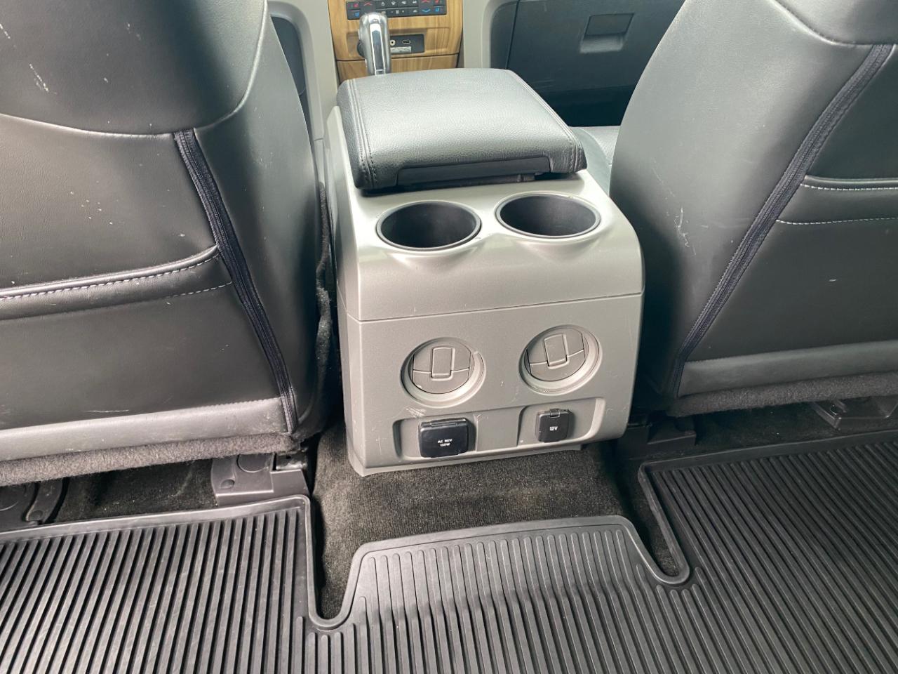 Ford F-150 4WD SuperCrew 145" Lariat 2011