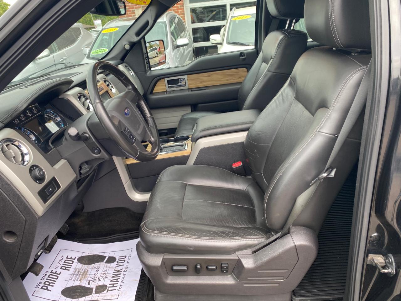 Ford F-150 4WD SuperCrew 145" Lariat 2011