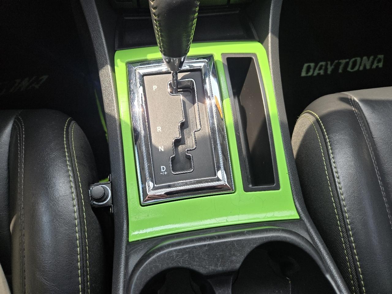 Dodge Charger  2007