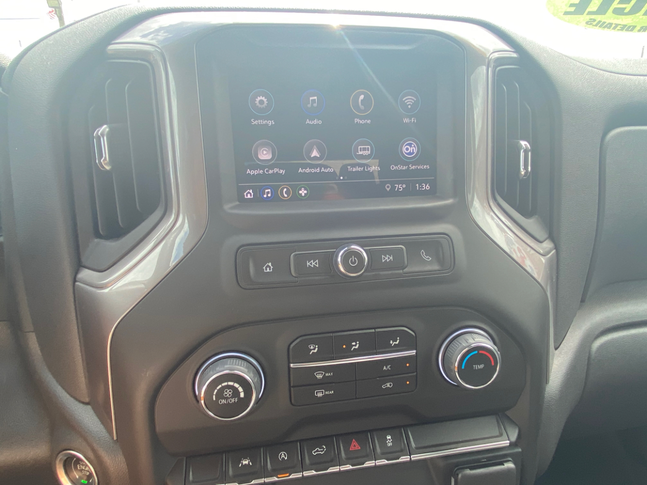 Chevrolet Silverado 1500 4WD Crew Cab 147" Custom 2023 Chevrolet Silverado 1500 4WD Crew Cab 147" Custom 2023