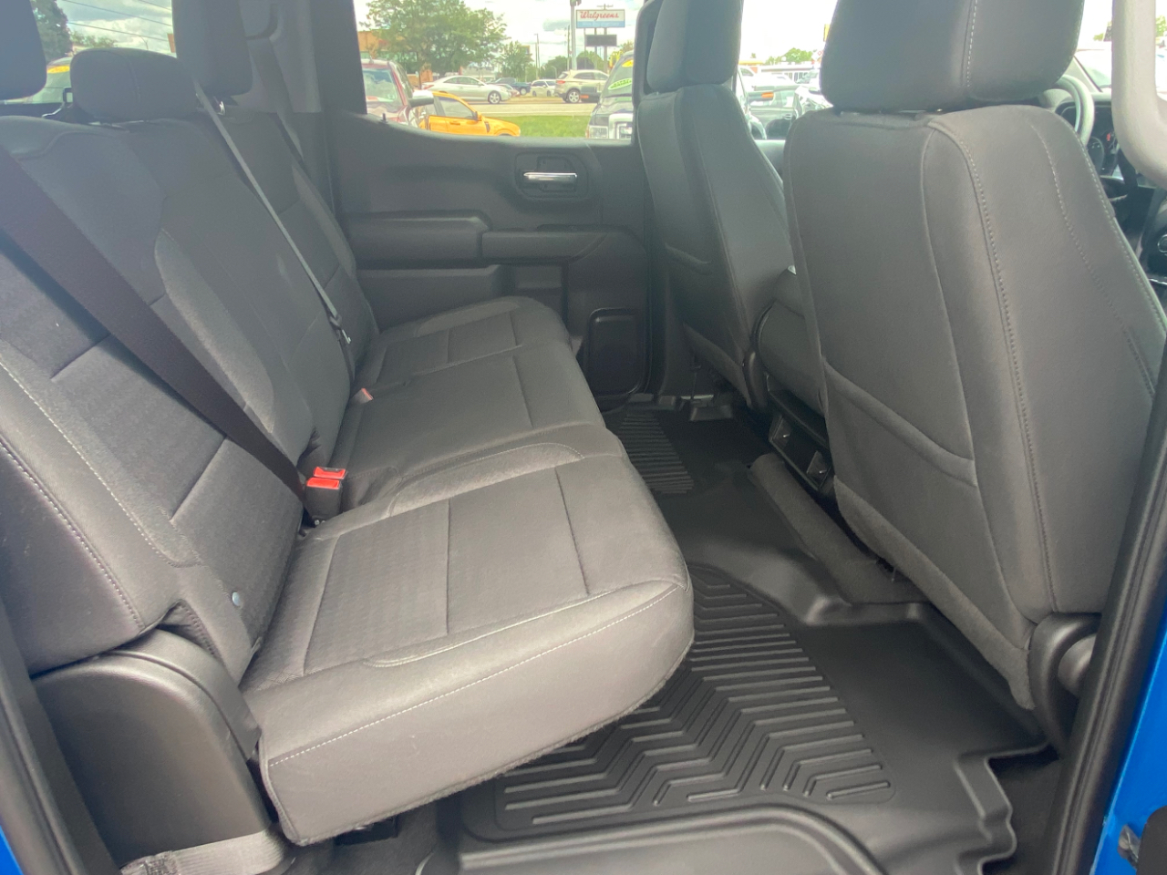 Chevrolet Silverado 1500 4WD Crew Cab 147" Custom 2023 Chevrolet Silverado 1500 4WD Crew Cab 147" Custom 2023