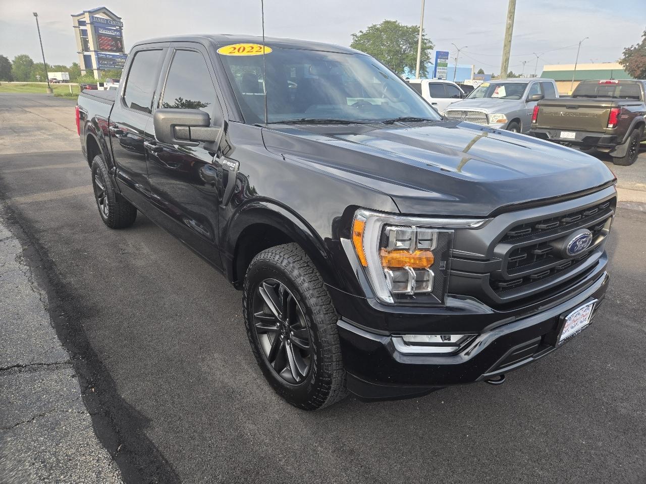 Ford F-150 XLT 4WD SuperCrew 5.5' Box 2022