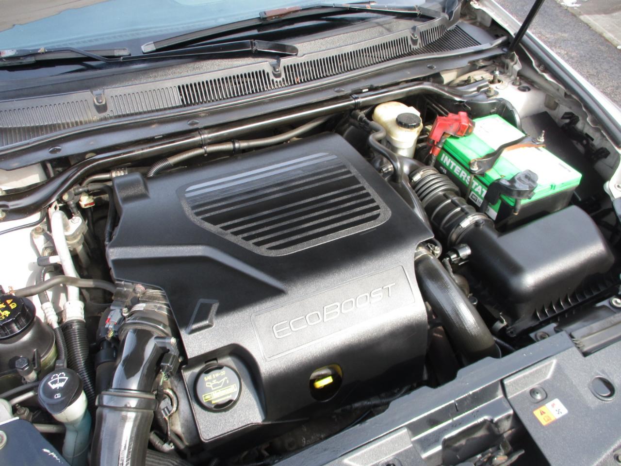 Lincoln MKS 4dr Sdn 3.5L AWD w/EcoBoost 2010