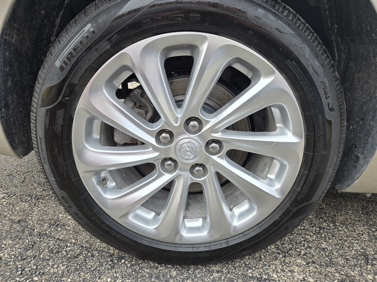 Buick LaCrosse 4dr Sdn Leather FWD 2015