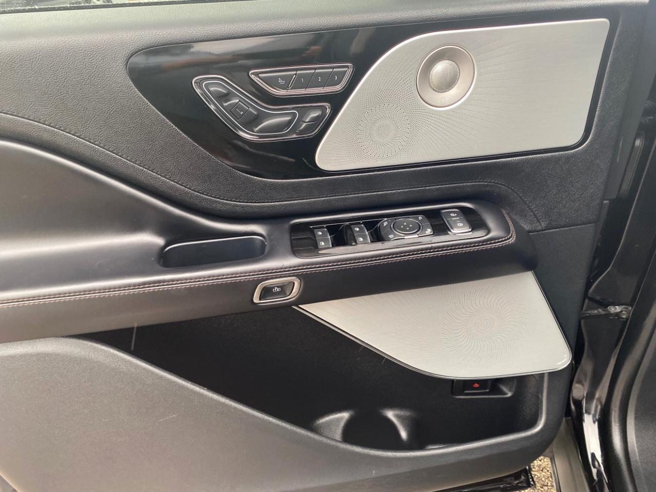 Lincoln Aviator Reserve AWD 2022