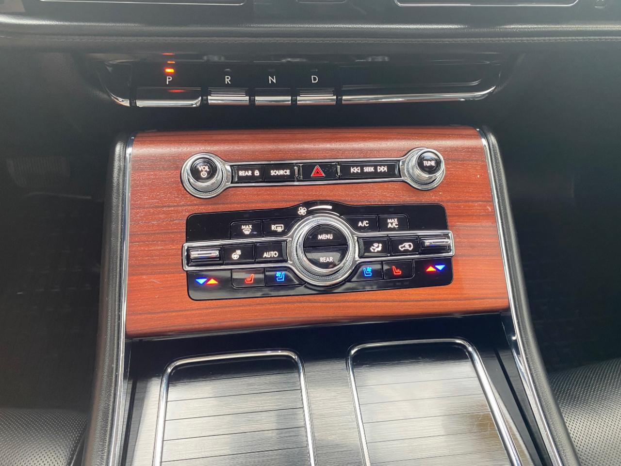 Lincoln Aviator Reserve AWD 2022