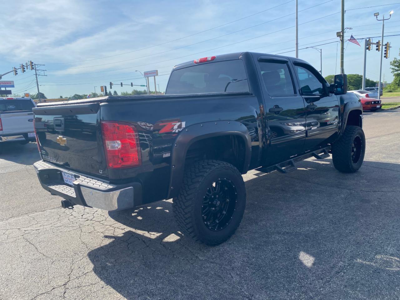 Chevrolet Silverado 1500 4WD Crew Cab 143.5" LT 2012