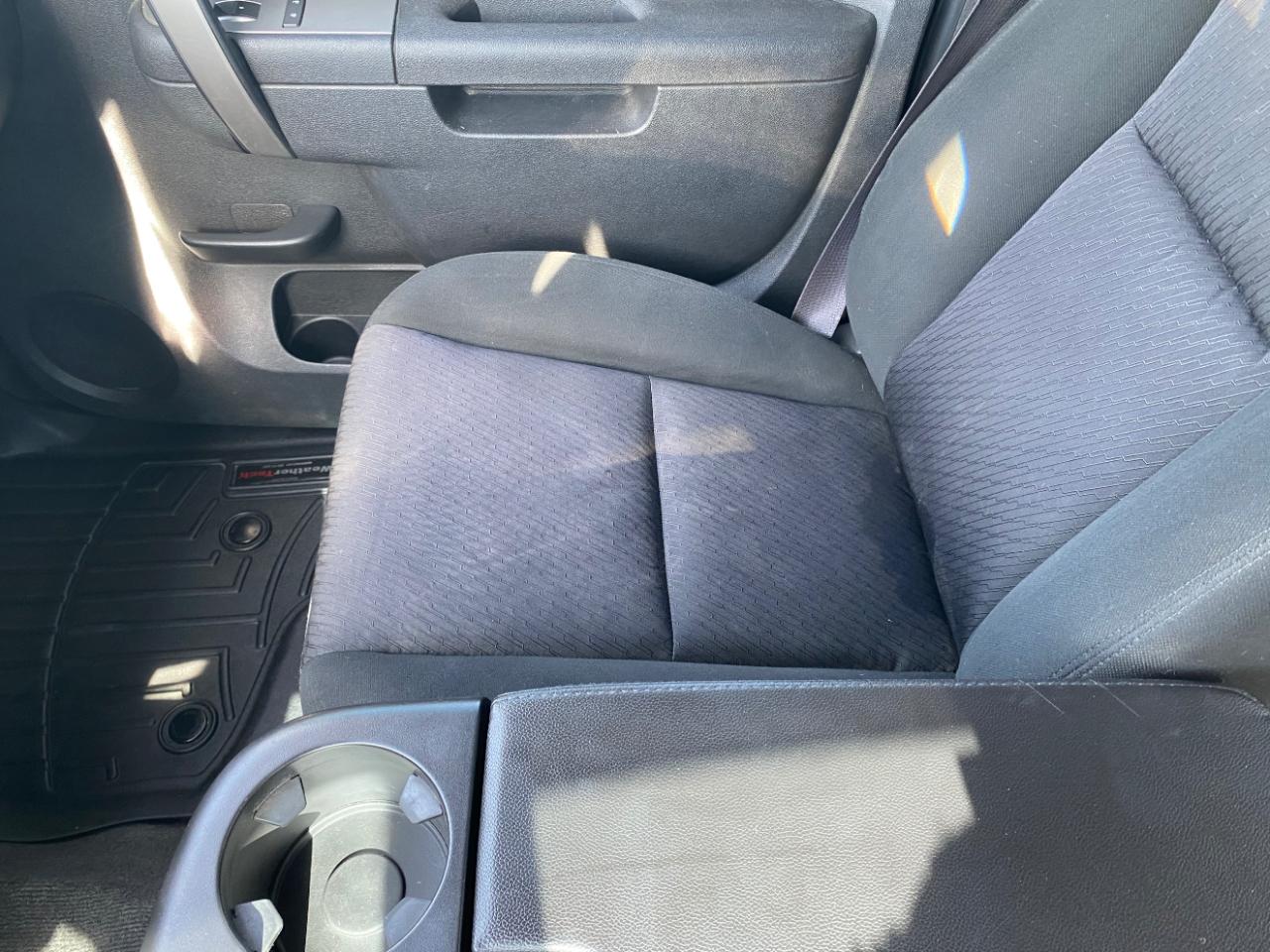 Chevrolet Silverado 1500 4WD Crew Cab 143.5" LT 2012