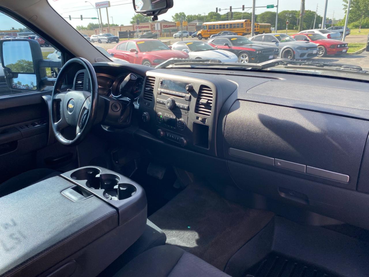Chevrolet Silverado 1500 4WD Crew Cab 143.5" LT 2012