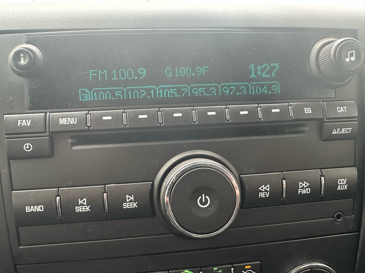 Chevrolet Silverado 1500 4WD Crew Cab 143.5" LT 2010