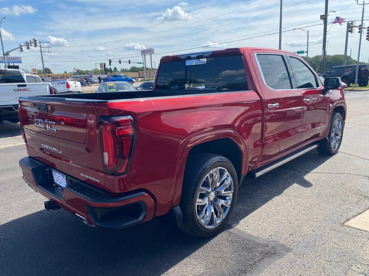 GMC Sierra 1500 4WD Crew Cab 147" Denali 2024