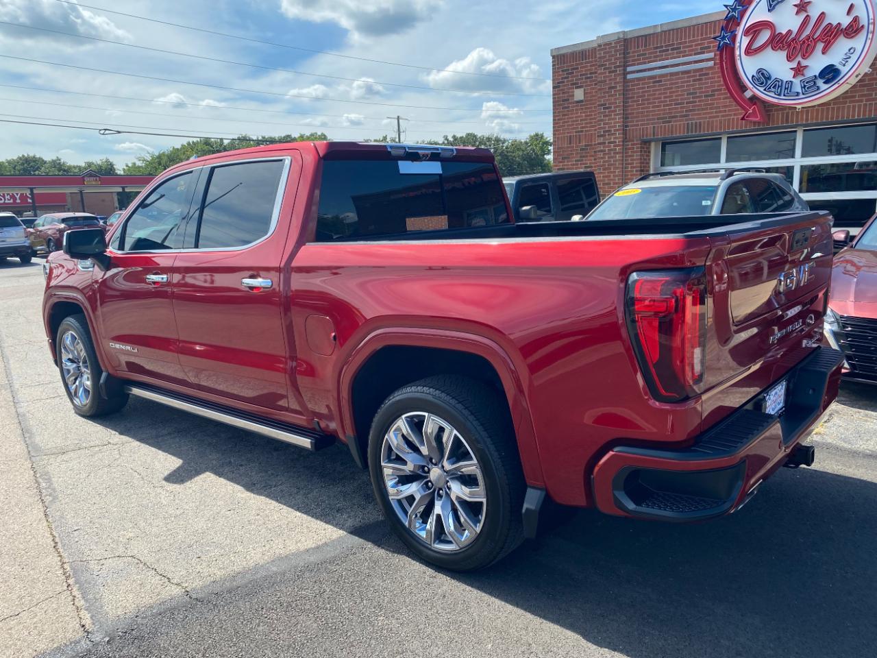 GMC Sierra 1500 4WD Crew Cab 147" Denali 2024