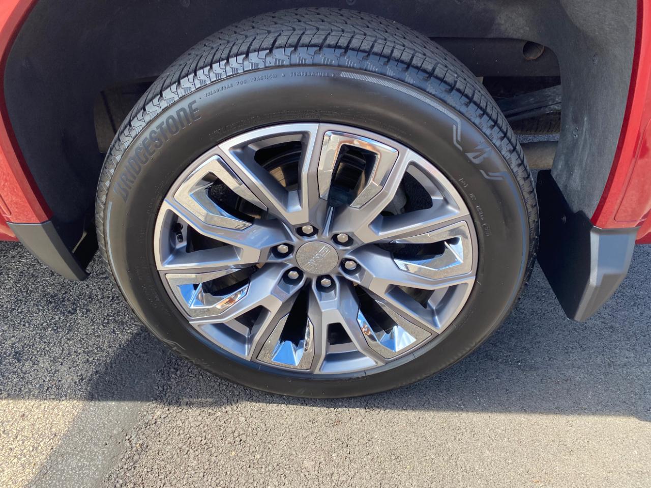GMC Sierra 1500 4WD Crew Cab 147" Denali 2024