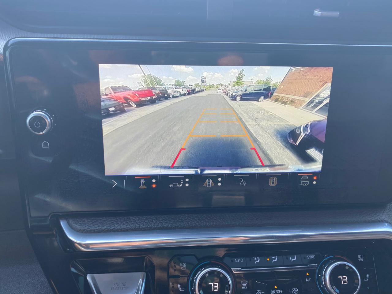 GMC Sierra 1500 4WD Crew Cab 147" Denali 2024