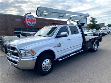 2018 RAM 3500 Chassis Cab Tradesman 4WD Crew Cab 60" CA 172.4" WB