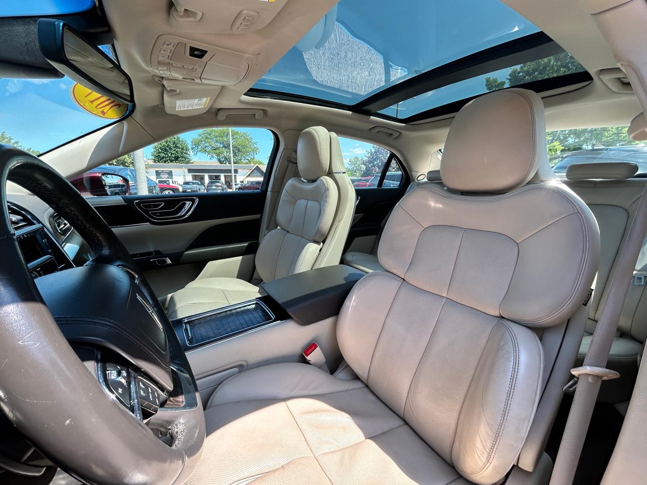 Lincoln Continental Reserve AWD 2017