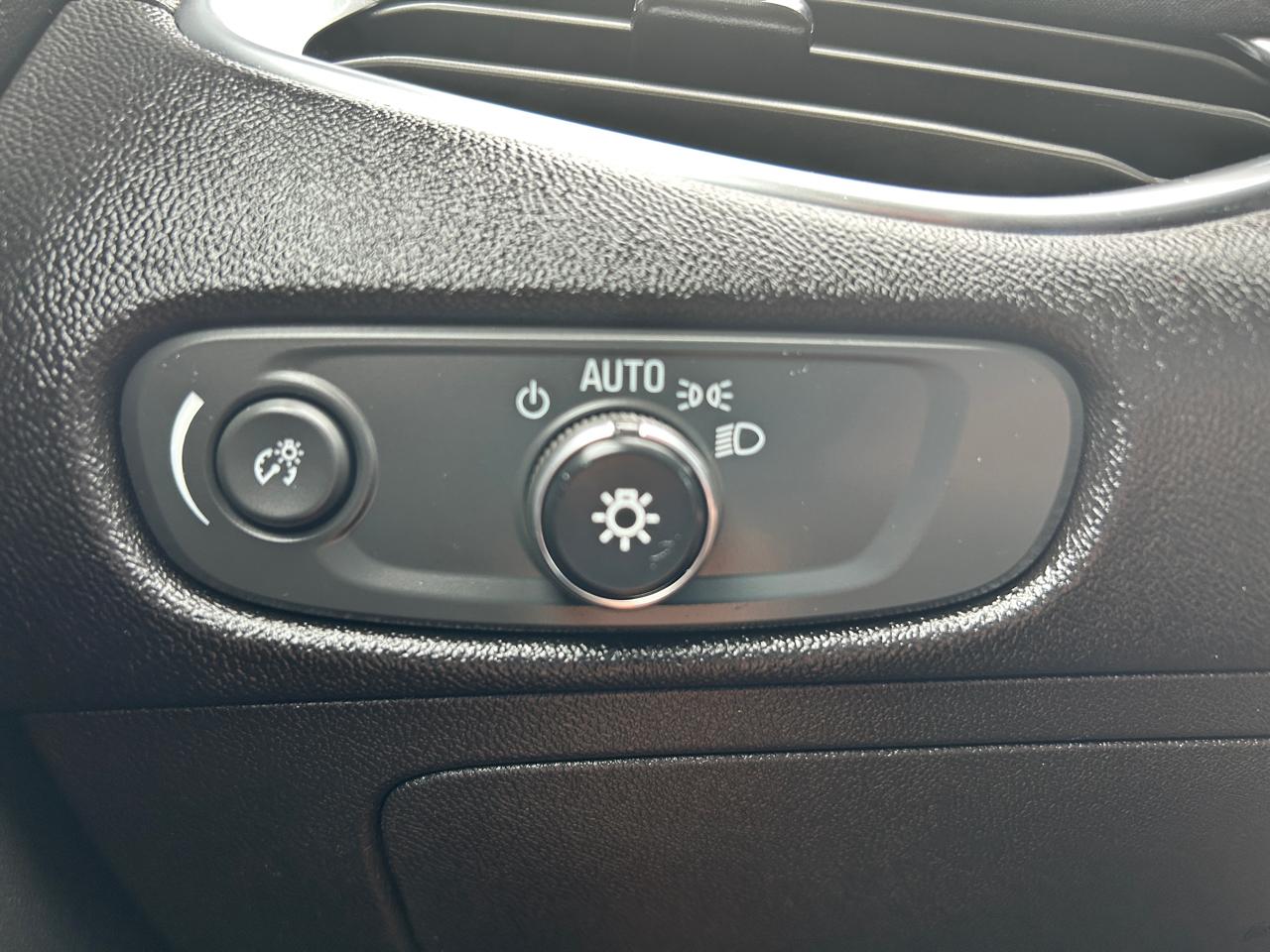 Chevrolet Malibu 4dr Sdn LT w/1LT 2019