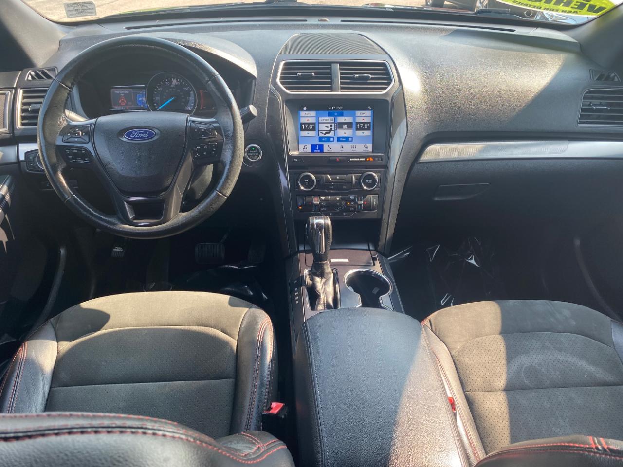 Ford Explorer XLT FWD 2018