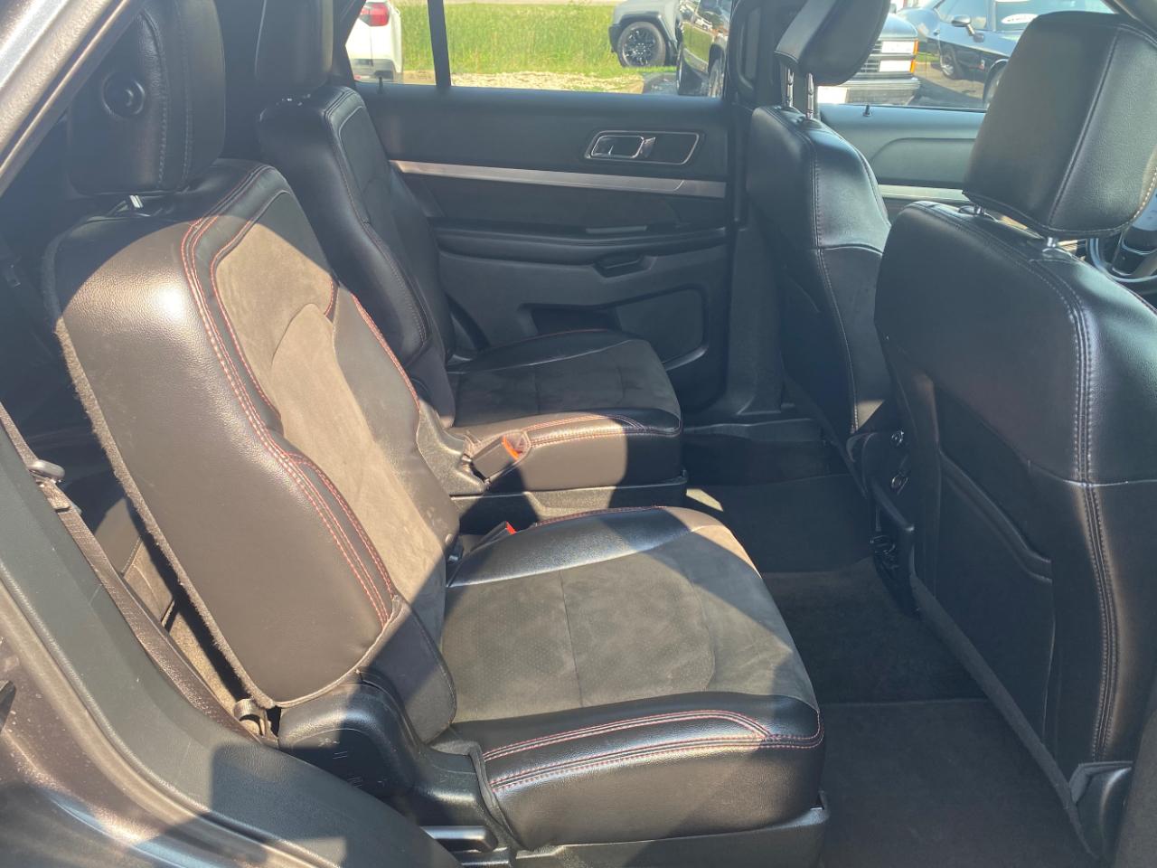 Ford Explorer XLT FWD 2018