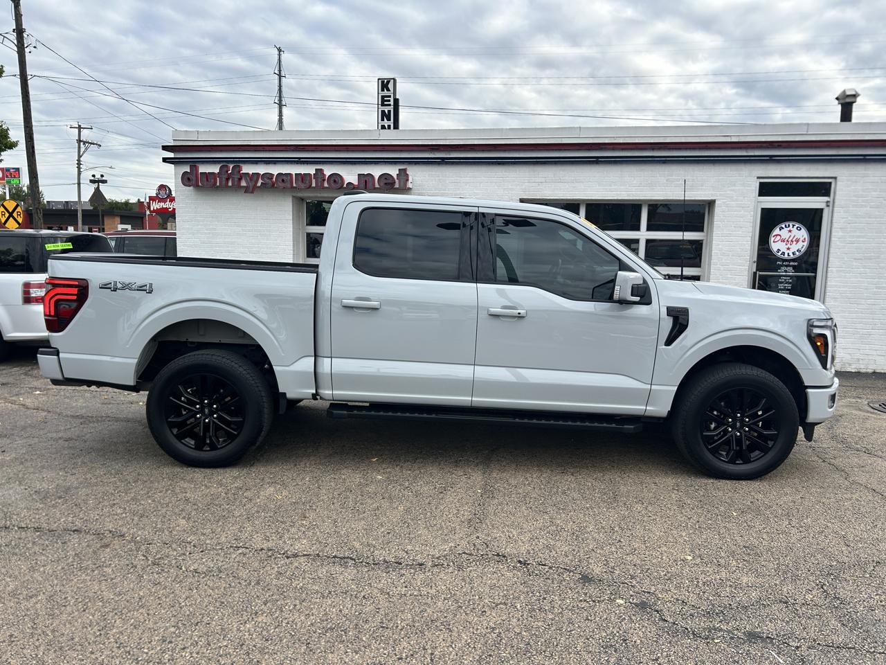 Ford F-150 Lariat 4WD SuperCrew 5.5' Box 2024