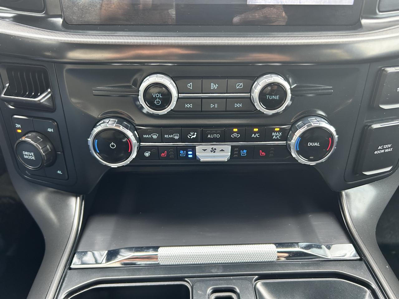 Ford F-150 Lariat 4WD SuperCrew 5.5' Box 2024