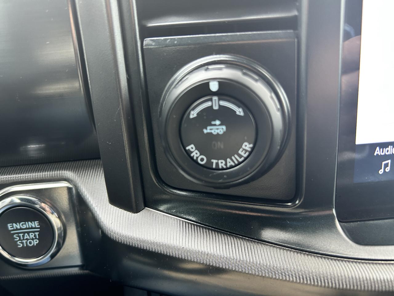 Ford F-150 Lariat 4WD SuperCrew 5.5' Box 2024